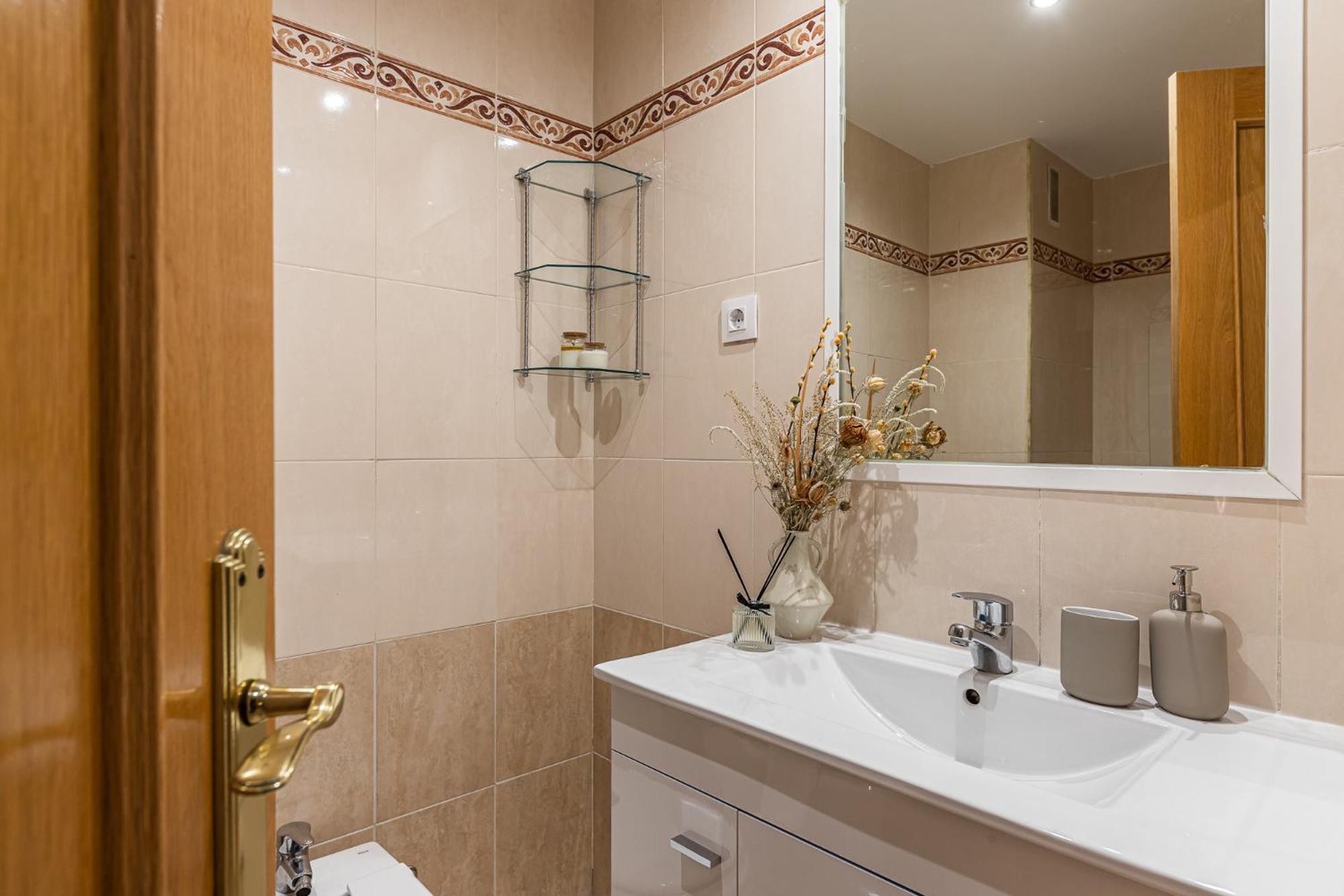 Waou Gran Via Apartment IV - Corta Duracion Madrid Ngoại thất bức ảnh